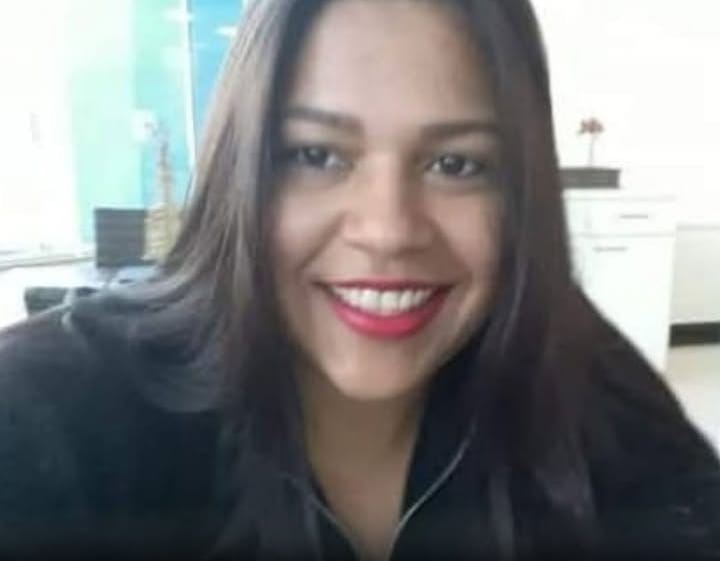 Jovem com problemas psiquiátricos está desaparecida desde a manhã de hoje